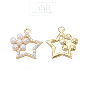 Star with Imitation Pearl Pendant