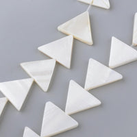 Triangle Shell Spacer (4pcs)